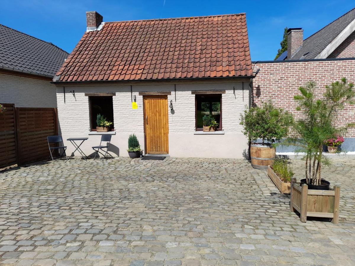 Vakantiehuisje 'T Morehof Oosterzele Luaran gambar